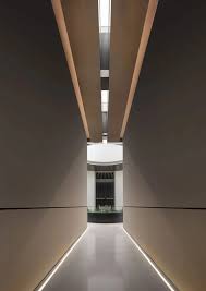 唐忠汉 轴线镜射凝结时间的光束 建e室内设计网 设计案例in 2021 ceiling fan ceiling home decor