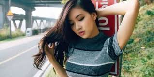 past photos of black pink member rose becomes a hot topic among netizens blackpink black pink blackpink rose