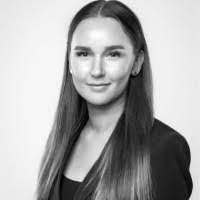 Julie Solheim's Instagram, Twitter & Facebook