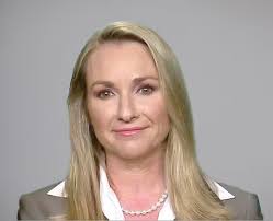 Michael Burry Stock Tracker ♟ (@burrytracker)