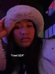 Sams Tailor Asian Girl