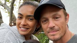 For all mankind's shantel vansanten & cynthy wu reveal how joel kinnaman gagged himself on spaghetti. Ups Supermodel Kelly Gale Nach Heiratsantrag Fast Verhaftet Promiflash De