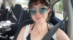 Hi everyone! I currently have a 32 Gal bio cube and was looking for some  suggestions for a refugium, ive seen some in tank ones but they are  slightly pricey and im