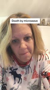 this microwave is going to be the death of me Drew Barrymore we've got to  fix this #drewbarrymore #drewbarrymoremicrowave microwave