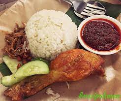 Nasi Lemak Ayam Goreng Nomnom Kelate Kelatefood Kelantanese Kelantancuisine Breakfast Lunch Dinner Kotadama Food Malaysian Food International Recipes