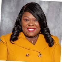 Marilyn Peake's Instagram, Twitter & Facebook