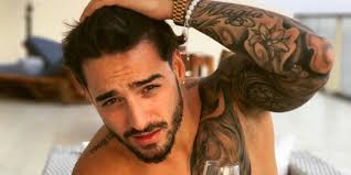 Contact selena gomez on messenger. Maluma Ingin Berkolaborasi Bersama Selena Gomez Creative Disc