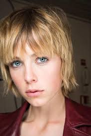 Who says short haircuts fall short when it comes to styling? Short Layered Hair 10 Edgy Looks Trending In 2021