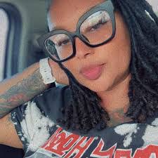 Alana Patton's Instagram, Twitter & Facebook