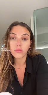 Hannah Eve missing the mark 🥴