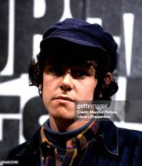 117,405 Donovan Photos & High Res Pictures