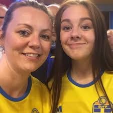 Pamela Lindeman's Instagram, Twitter & Facebook