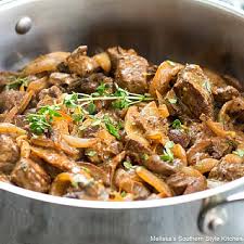 Repeat with remaining pieces, adding more oil, if necessary, until all are browned. Smothered Steak Tips With Creamy Mushrooms And Onions Melissassouthernstylekitchen Com