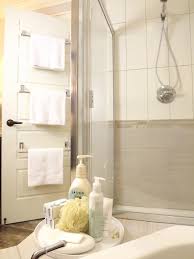 It adds another beautiful touch to the vibrant red and white towel which makes it look unique. Pinterest Bathroom Towel Rack Ideas Novocom Top
