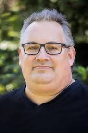 Greg Lentz's Instagram, Twitter & Facebook