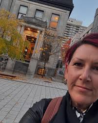 Danielle Romain Landry (@deep_roots_wood_art) • Foto dan video Instagram