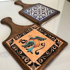 Sofralariniz Renklensin Peynir Sunumu Icin Kullanabilirsiniz Cini Cinisunumtepsisi Elboyama Handpaint Sofra Tile Cini By Gulumser Ozdemir 2019