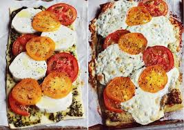 Tomato Tart Half A Sheet Of Puff Pastry Pesto A Few Slices Of Fresh Mozzarella A Few Thinly Sliced Heirloo Easy Tomato Tart Peach Tart Recipes Tomato Tart