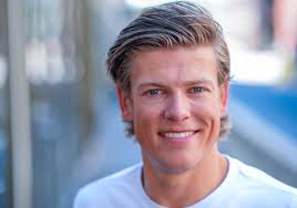 Skistjernen sponser Blink-spiller privat: