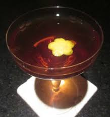 Gin, vodka, tequila, triple sec, peach liquor, white rum, lime juice and fill the glass with cola. Cocktail Virgin Slut Grandstand
