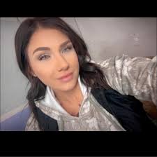 Where are some good places in Bartlesville or near Bartlesville to do  maternity pictures at? Having them done this weekend