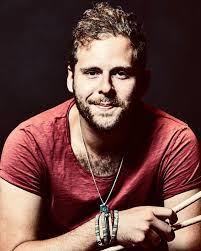 Ollie Sears's Instagram, Twitter & Facebook