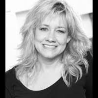 Diane Wahl's Instagram, Twitter & Facebook