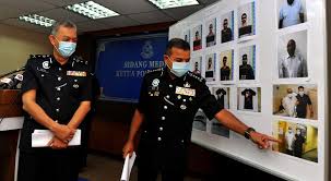 Cara semak saman pdrm aes jpj melalui sms. Datuk Seri Ugut Inspektor Polis Diberkas Kosmo Digital