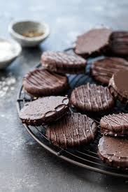 Chocolate Salt Pepper Sable Cookies Love And Olive Oil Recipe Sable Cookies Stuffed Peppers Chocolate