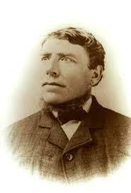 Nell Messer's Instagram, Twitter & Facebook