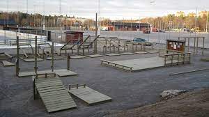 In 2011 it was announced that bagarmossen bk and kärrtorps bk have formed a new club named bagarmossen kärrtorp bollklubb. Karrtorps Utegym Stockholms Stad
