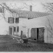 When i spend a holiday traveling, i always take a camera with me and photograph everything that interests or pleases me: Great Road 12 Fitch Tavern