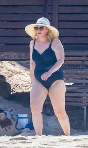 Rebel Wilson Figure - Down Time