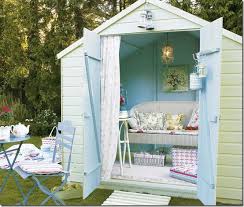 Cote De Texas Small Stylish Houses Part Ii Shabby Chic Garden Garden Room Backyard Retreat