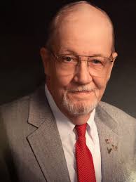 Ok I haven't mentioned this in the group yet because its very hard to talk  about. My profile pic is a pic of me and my daddy he just passed away on