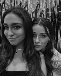 Maggie Munson (@maggie_g_munson) • Instagram photos and videos