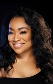 Lori Parnell's Instagram, Twitter & Facebook