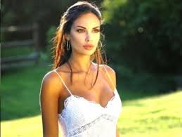 Only high quality pics and photos with michela quattrociocche. Michela Quattrociocche Gambe All Aria Il Vestito Va Giu E Si Vola Foto