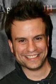 Sean Goodman's Instagram, Twitter & Facebook