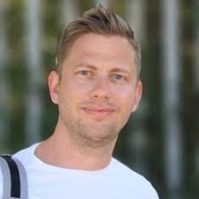 Dirk Nikolaus KARGER