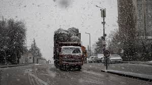 En güncel 15 günlük hava durumu bilgisi, ankara ve ilçeleri havadurumu tahmini ve raporu. Ankara Da Hava Nasil Olacak Ankara Da Kar Yagisi Etkili Oluyor Ankara Hava Durumu Son Dakika Haberleri