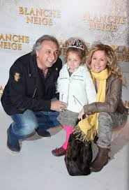Depuis 2013, lara fabian est mariée au magicien italien gabriel di giorgio. Lara Fabian Et Gerard Pullicino Avec Leur Fille Lou Puretrend
