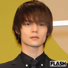 窪田正孝が激ヤセ！？映画『宝島』プレミアでファン騒然！ - Imagen principal del artículo