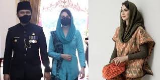 Bagaimana sosok arumi selama ini dikenal? Jadi Istri Wakil Gubernur Jawa Timur Ini Potret Rumah Arumi Bachsin Di Surabaya Merdeka Com