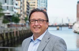Tim martin früher aus hamburg hat folgende schule besucht: Bernhard Rothfos Unser Team