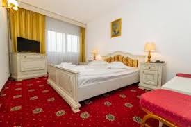 Hotel cetate este situat in centrul localitatii alba iulia, la 100 m distanta de parcul unirii, asigurand accesul cu usurinta la principalele puncte de interes din oras. Hotel Cetate Imparatul Romanilor In Alba Iulia Room Deals Photos Reviews