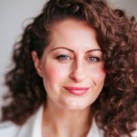 Alicia Bunn's Instagram, Twitter & Facebook