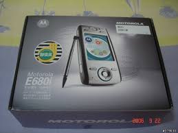 分享] 即將消失的-MOTOROLA E680i 黑色實 ...