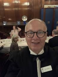 Frank Graeff's Instagram, Twitter & Facebook