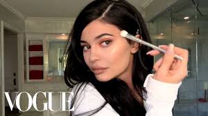 Kylie jenner got popular through appearing on the e! Kylie Jenner S Guide To Lips Brows Confidence Beauty Secrets Vogue Youtube